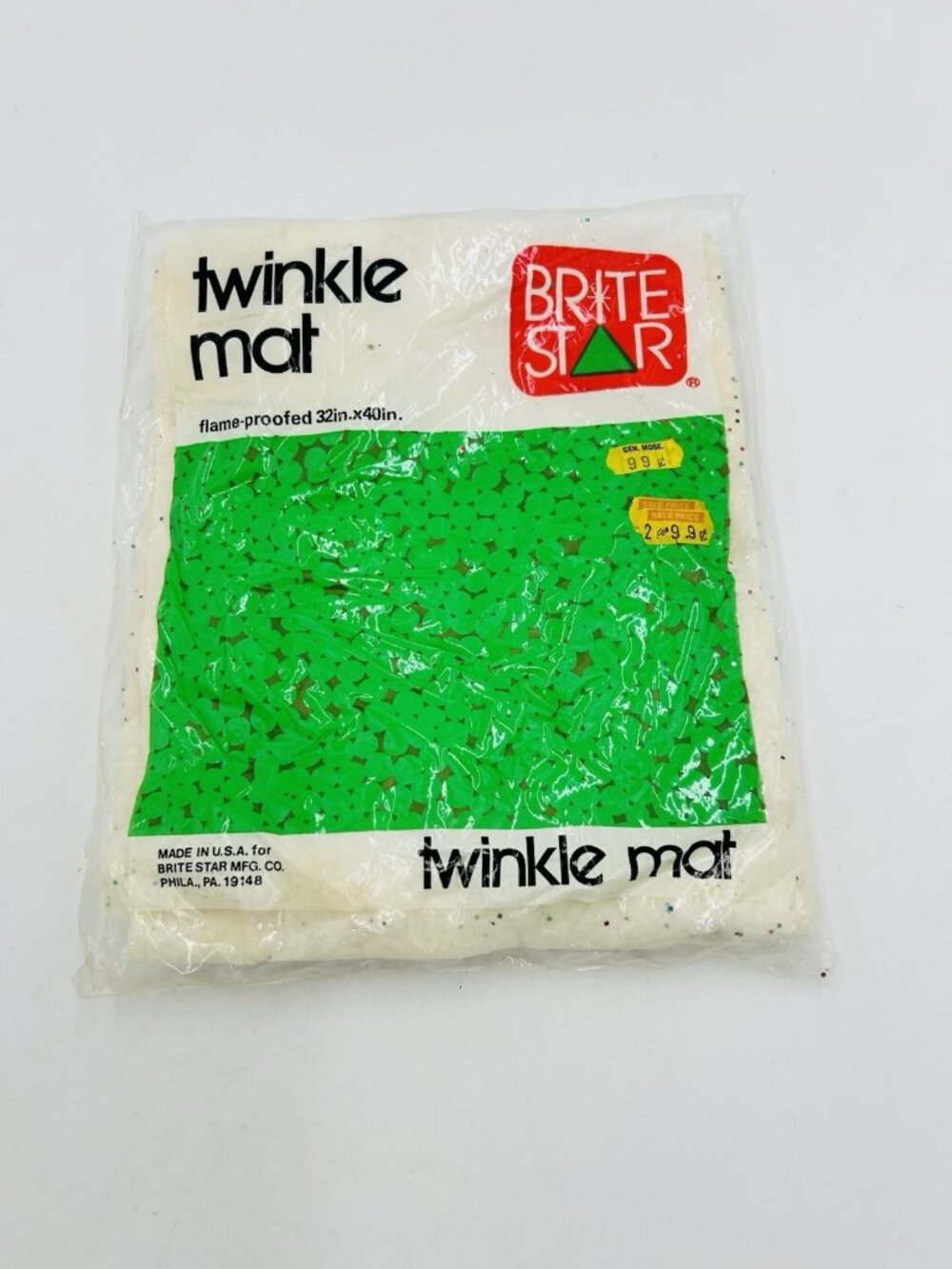 Vintage NOS Brite Star 32x40 Flame Resistant Twinkle Mat Christmas Made In USA